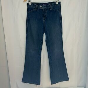 Not your daughters jeans flared leg size 4 lift tuck technology stretch denim